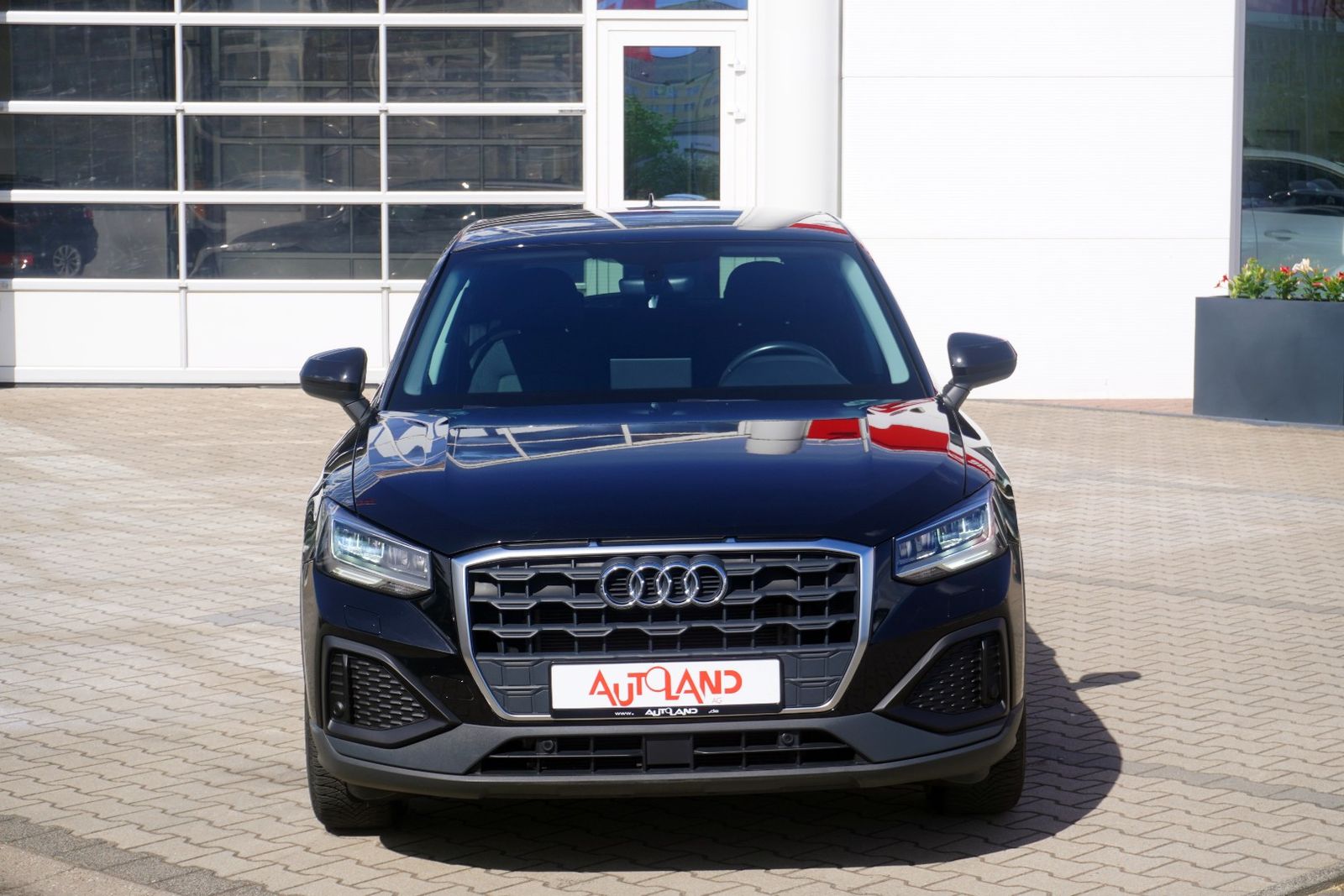 Audi Q2 35 1.5 TFSI basis S-Tronic ACC LED Navi PDC imagem 3