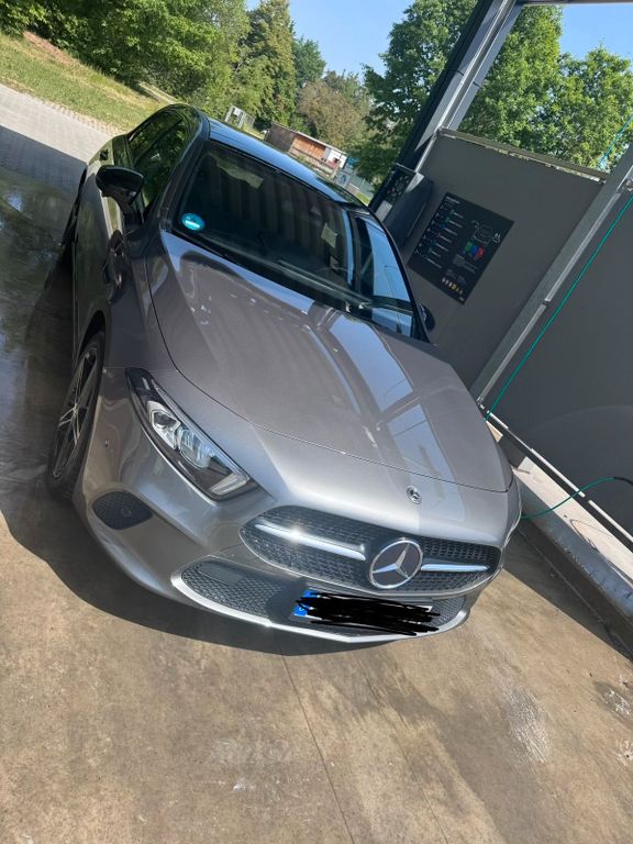 Image of Mercedes-Benz A 200