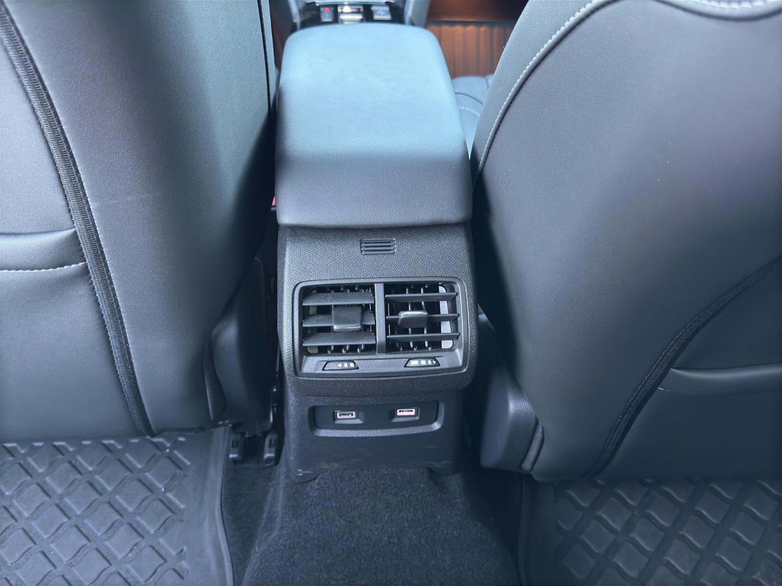 Citroën ë-C4 Elektromotor 136 SHINE viele Extras,neuw.