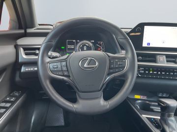 Lexus UX - 12