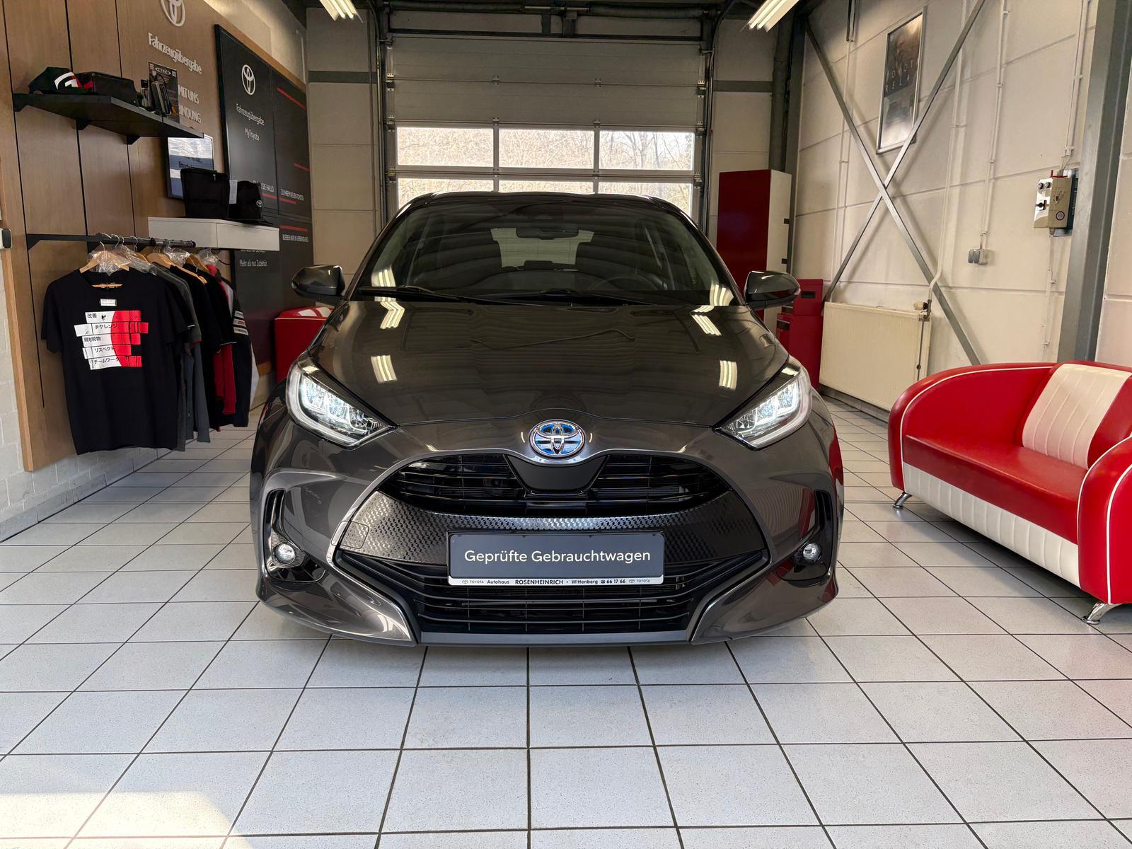 Toyota Yaris Hybrid Team Deutschland