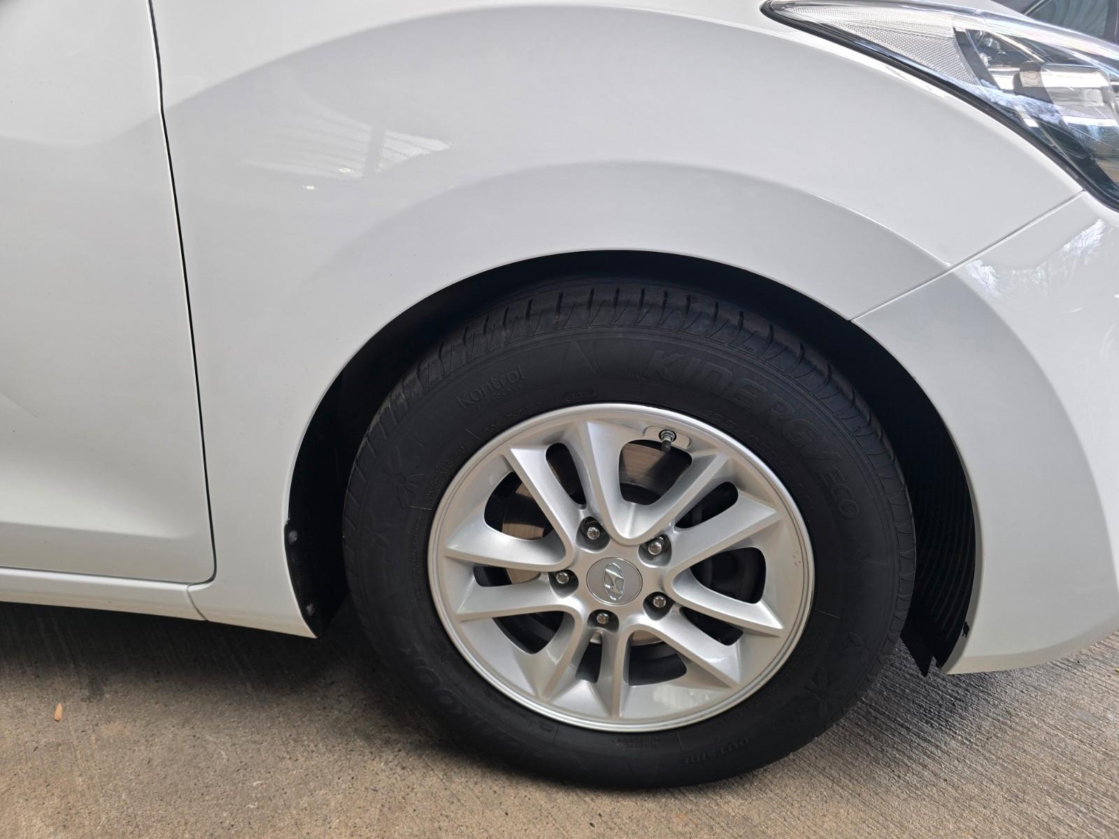 Hyundai i30 Kombi 1.6 GDi blue Passion Automatik Park/LM