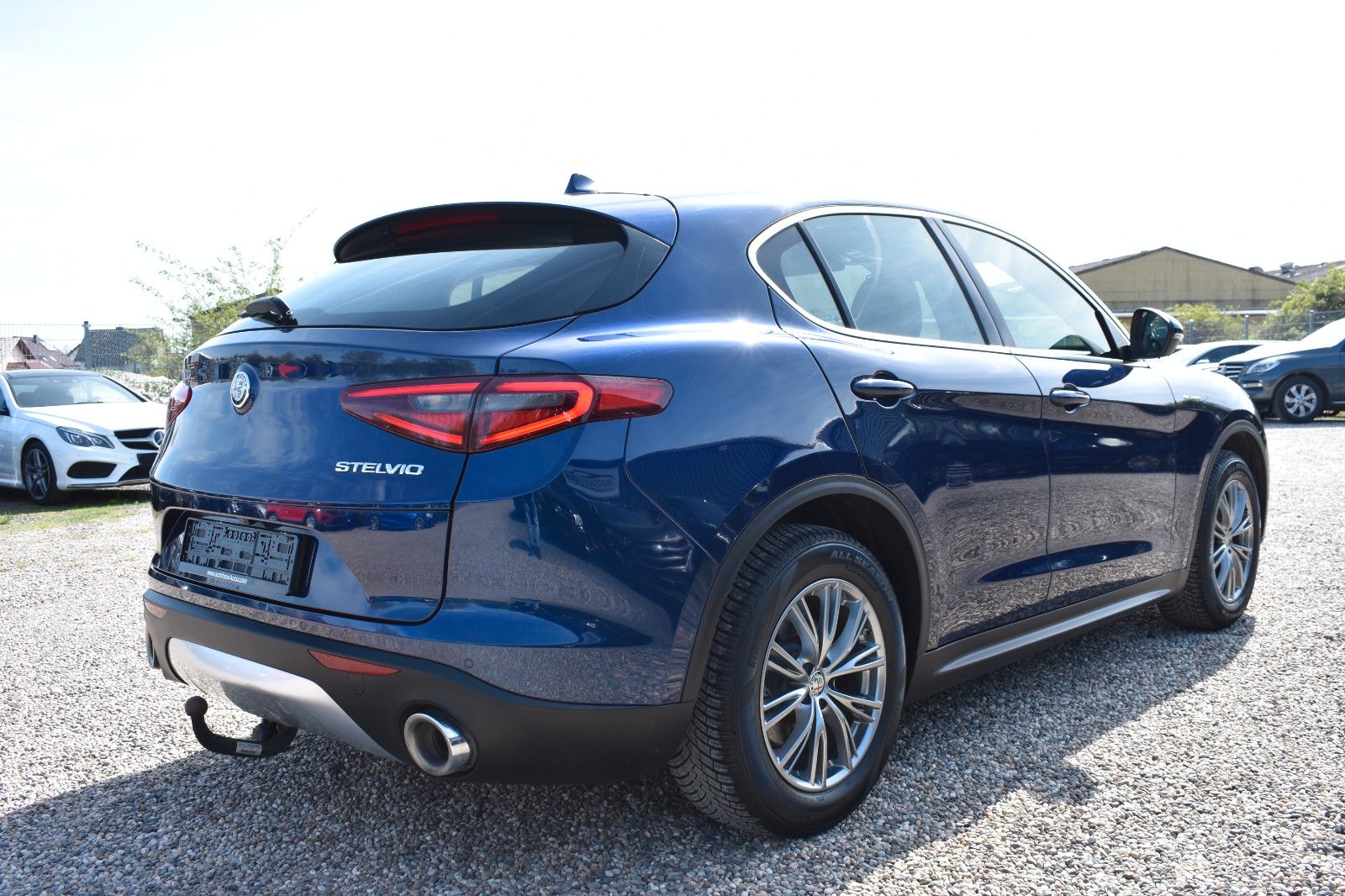 Fahrzeugabbildung Alfa Romeo Stelvio Super Q4 Keyless Go AHK