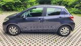 Toyota Yaris  Lila mit viel Zubehör z.B. Standheizung - Toyota Gebrauchtwagen in Düsseldorf