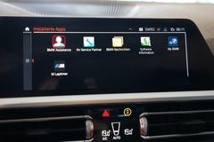 BMW M340i Touring xDrive | Laser | Pano | HuD | 19 BMW M340i Touring xDrive | Laser | Pano | HuD | 19