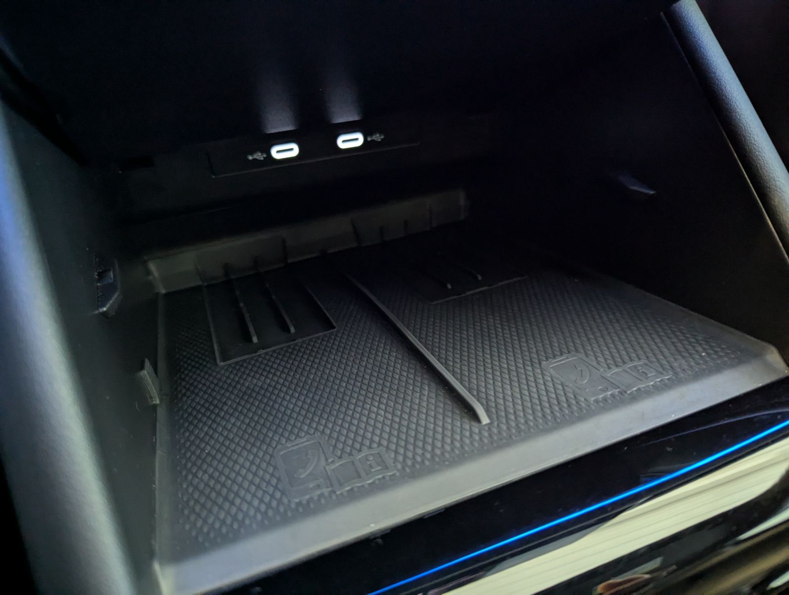 VW Tayron 2.0 R-Line Leder Launch Pano Black AHK 20 - Image 28