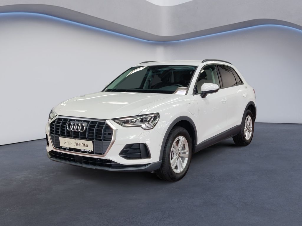 Q3 45 TFSIe S-tronic MATRIX-LED+SHZ+RearView