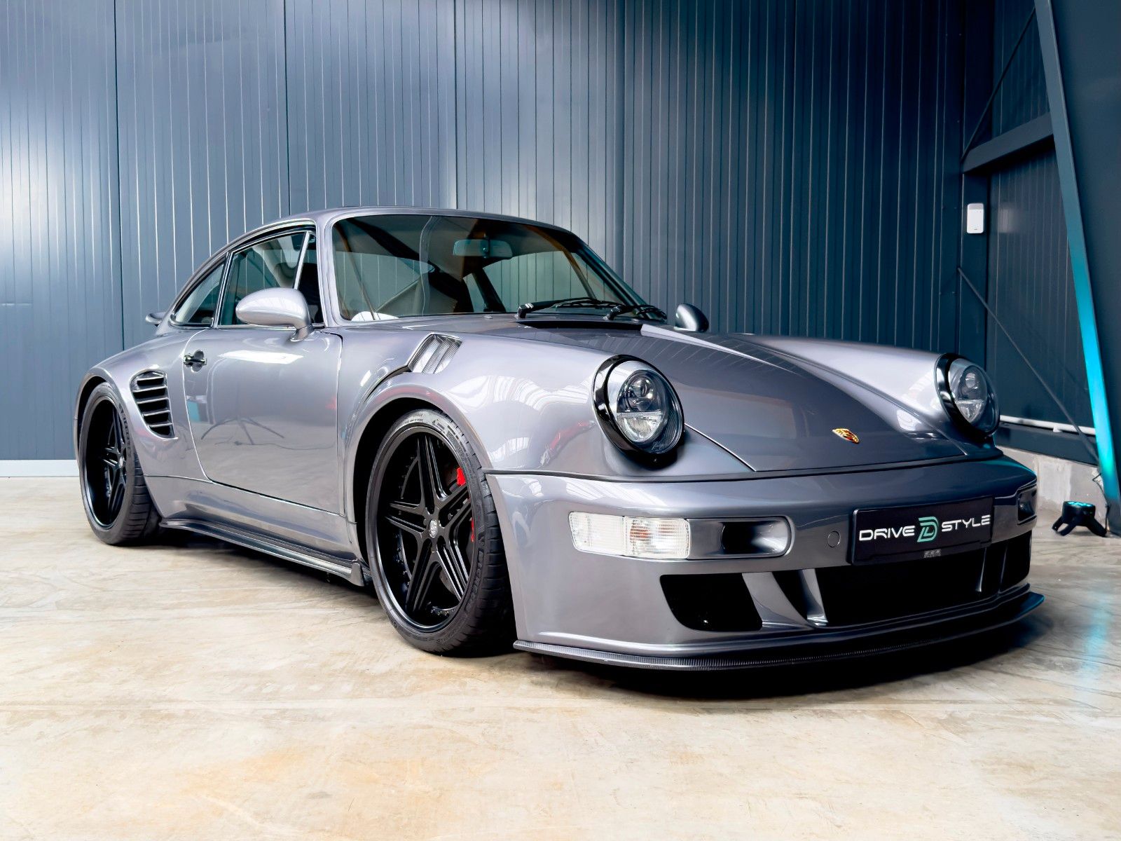Fahrzeugabbildung Porsche 911 Kimaera 1 of 28