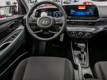 Hyundai i20 1.0 Trend Kamera Navi BOSE Spurhalteassi.