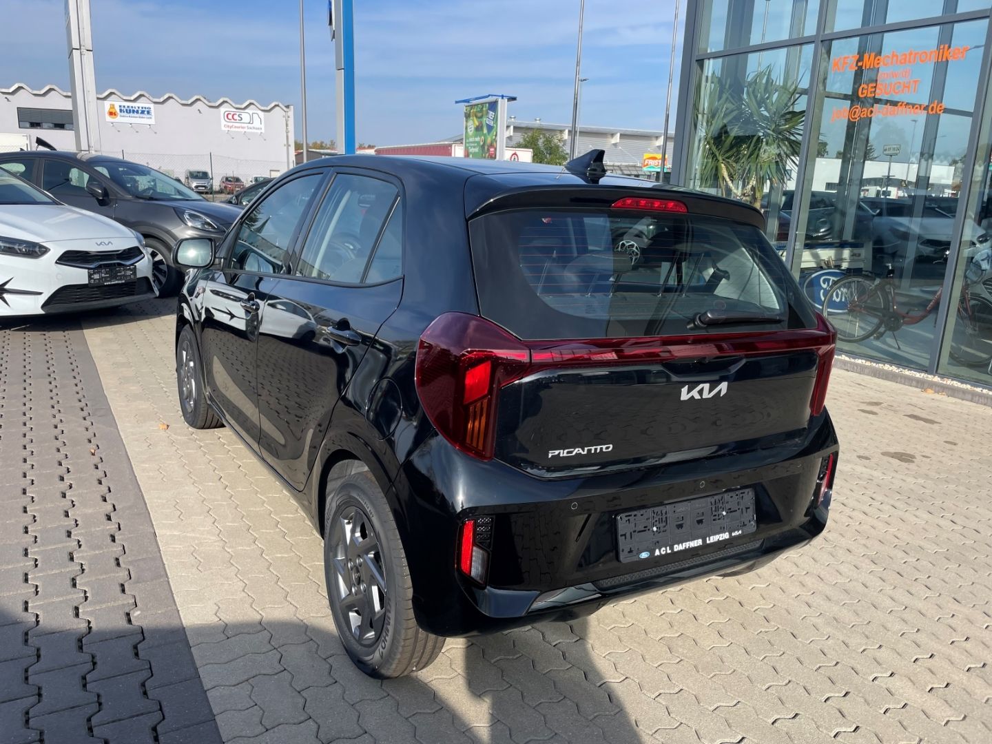Fahrzeugabbildung Kia Picanto Vision Navi Klima DAB SHZ LenkradHZG