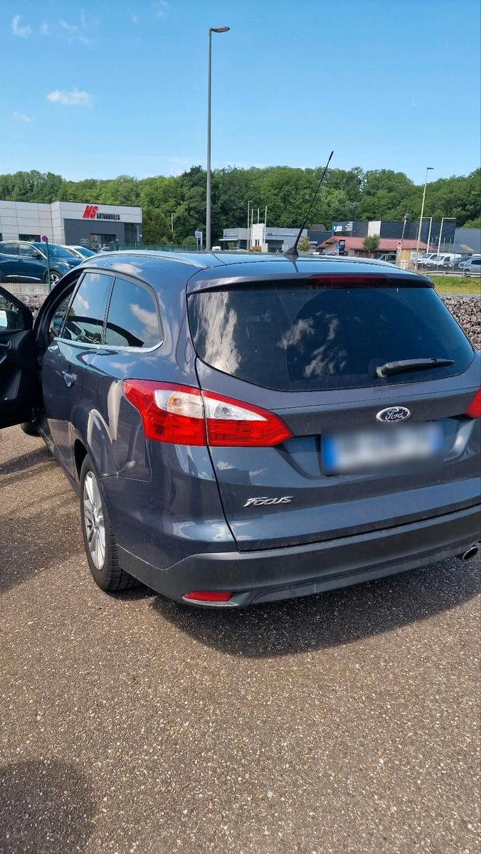 Ford Focus 2012 — photo 5
