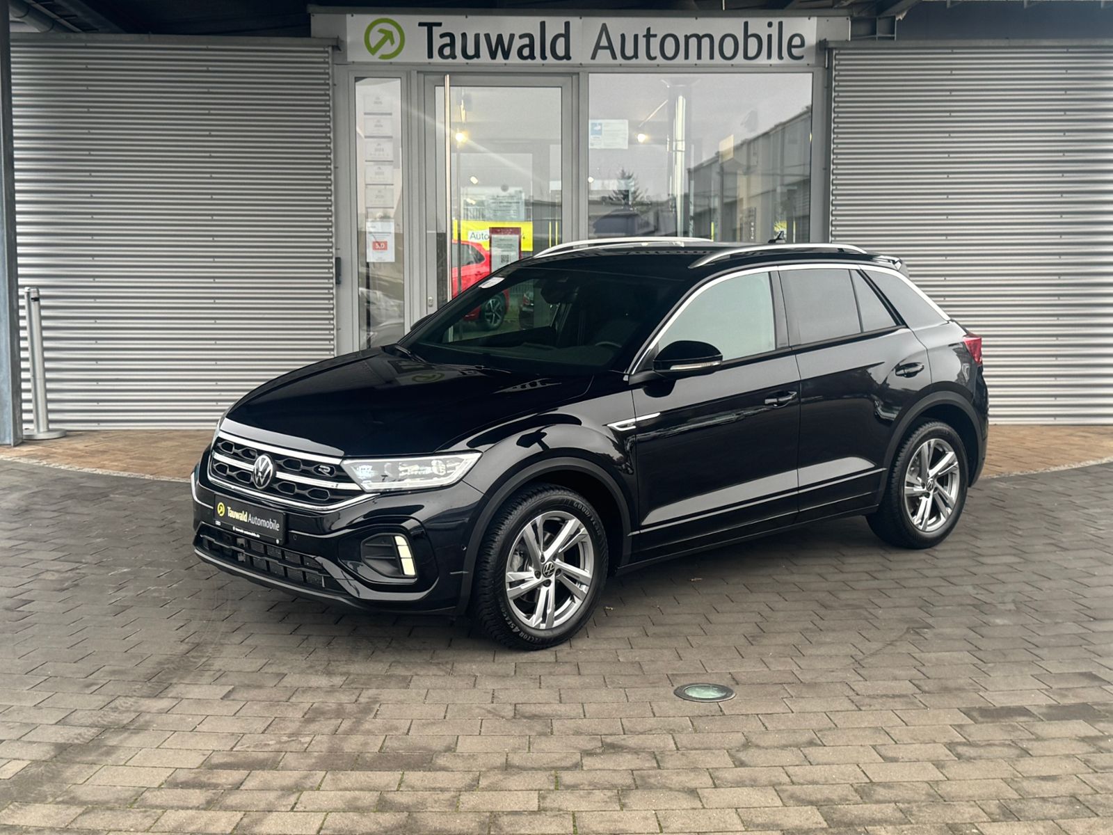 Volkswagen T-Roc - Bild 2