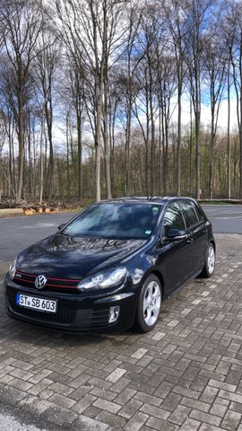 Volkswagen Golf 2.0 GTI