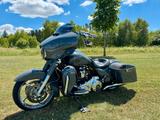Harley-Davidson CVO Street Glide FLHXSE Screaming Eagle 114 - HARLEY-DAVIDSON SCREAMIN EAGLE