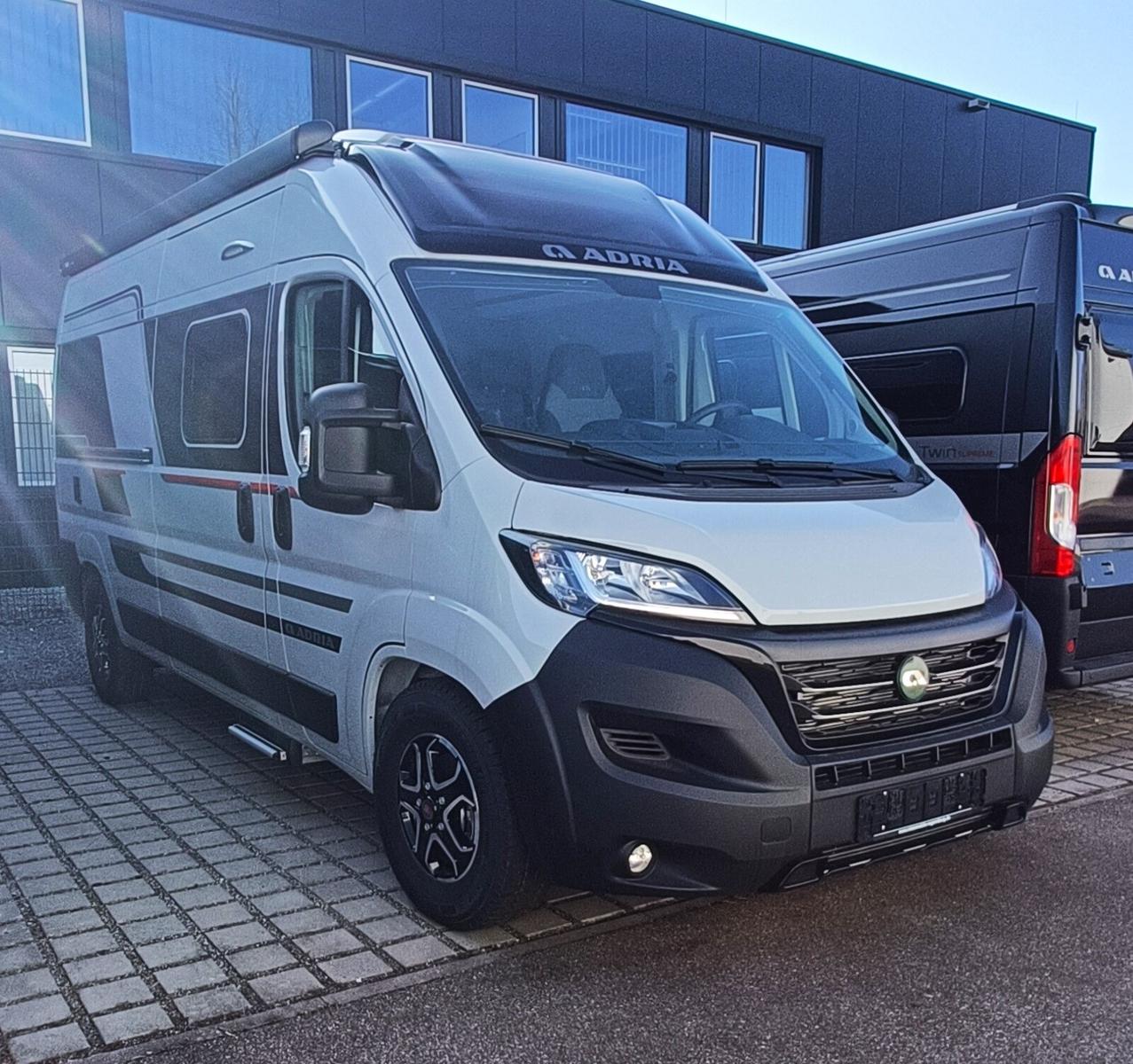 Adria Twin Sports 600 SPB Sie sparen 10.043,00 