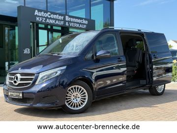 Mercedes V 220 - 2