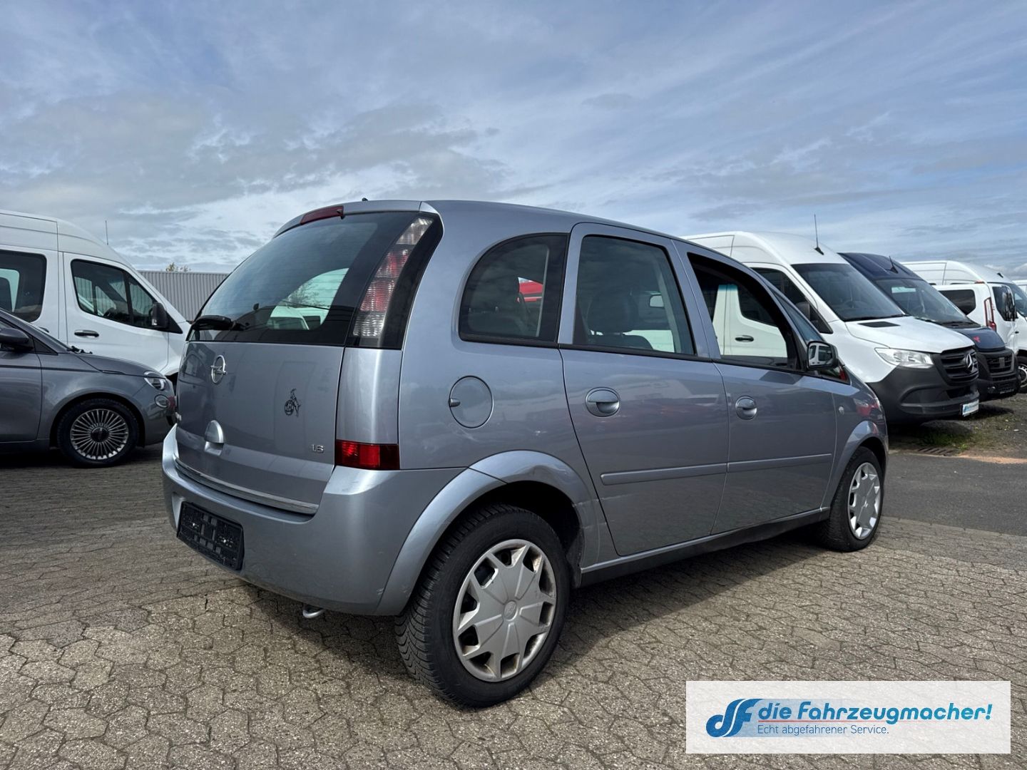 Fahrzeugabbildung Opel Meriva Edition GA Klima el.SP Spieg. *EXPORT
