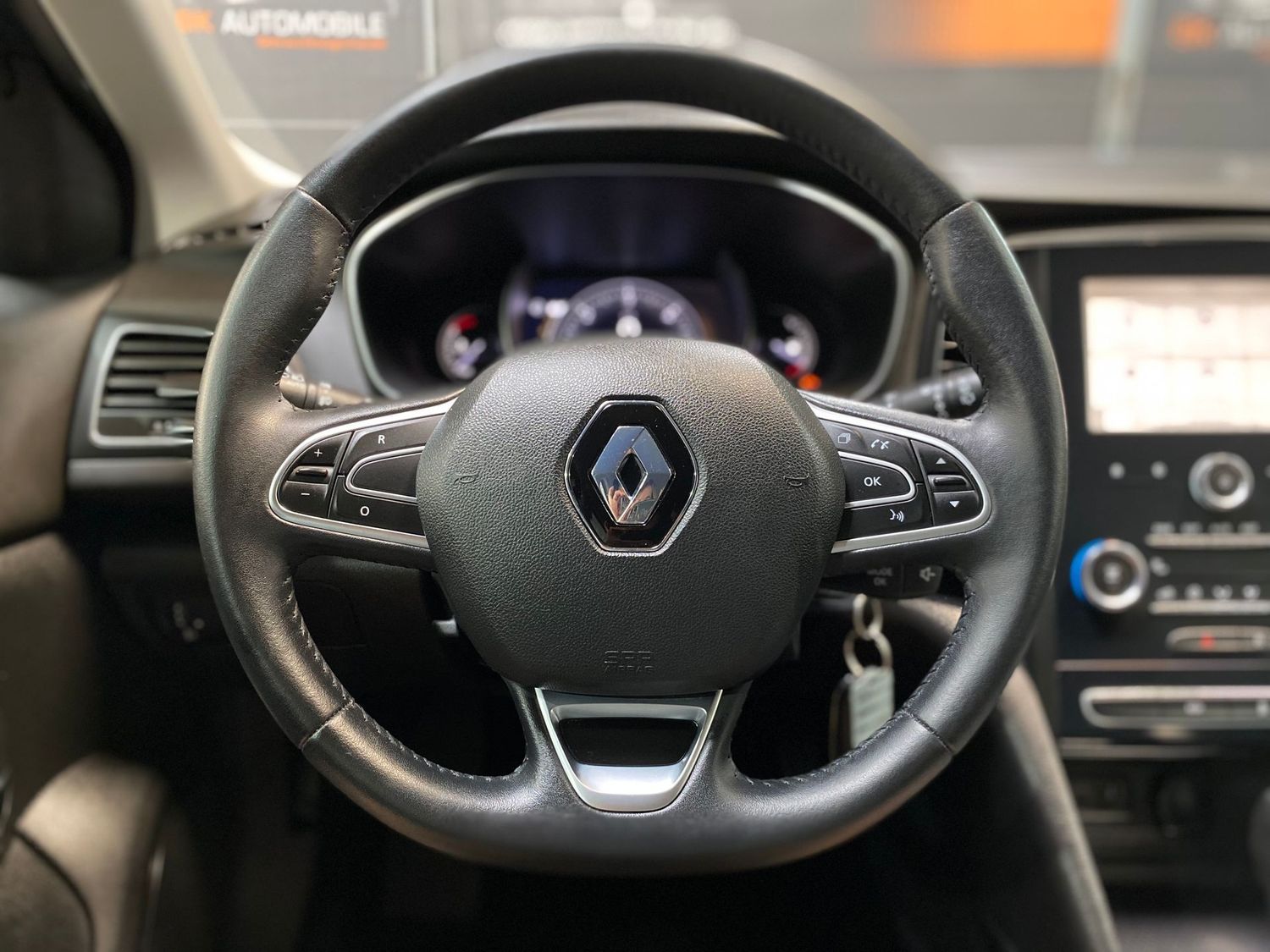 Fahrzeugabbildung Renault Megane Business Edition #Tempomat#PDC#AHK#Navi