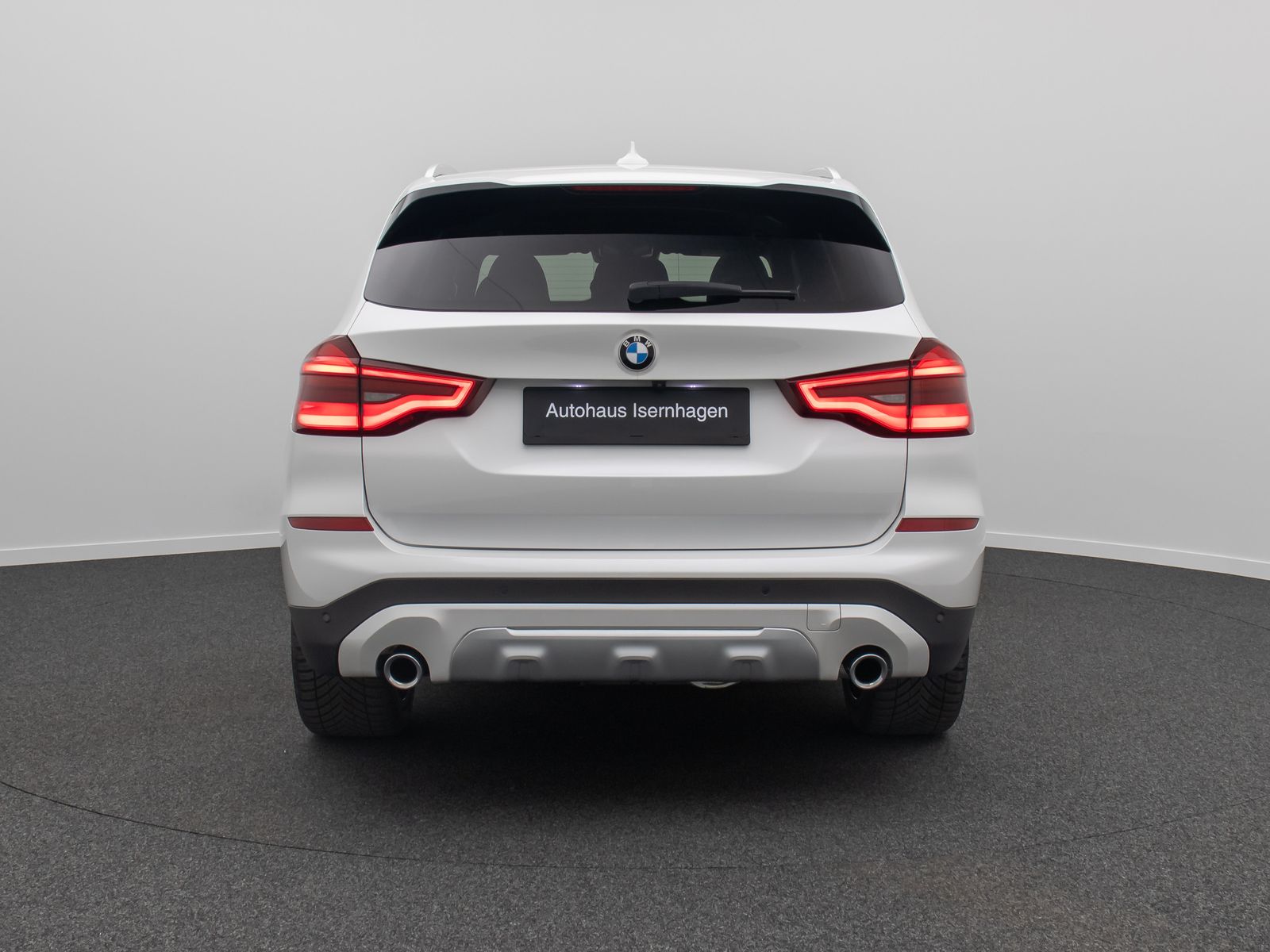 Fahrzeugabbildung BMW X3 xD20d xLine Kamera DAB AHK Komfort HUD 20Zoll