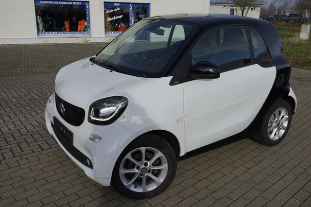 Smart ForTwo*coupe*Basis*52kW*1 Hand*Klima*Panorama*