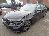 BMW 318i Touring Auto - BMW: Unfallwagen