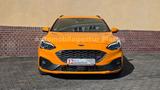 Ford Focus Turnier ST *Recaro/Scheckheft/LED/AHK/WP* - Ford Focus: Orange, ST