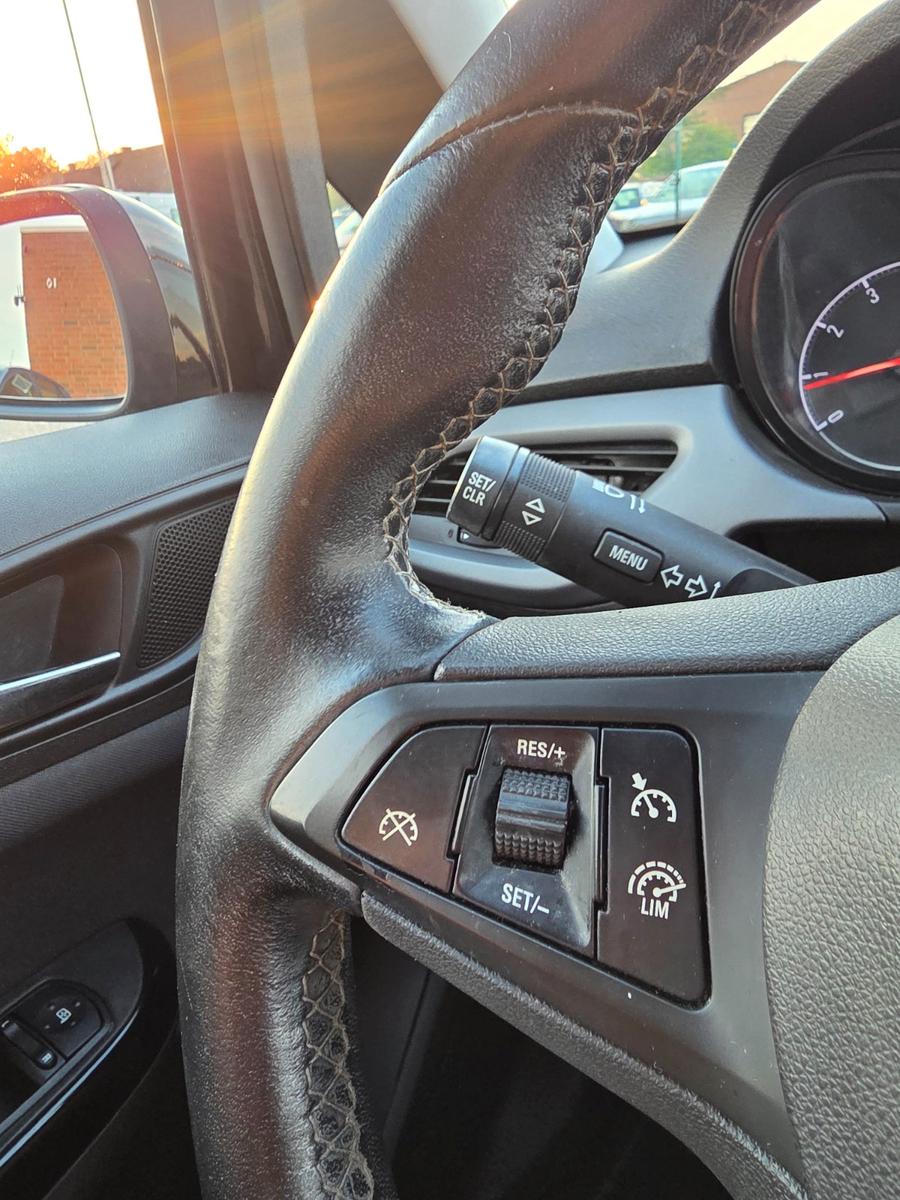 Opel Corsa 1.2**Klima**Bluetooth **Tüv Neu**