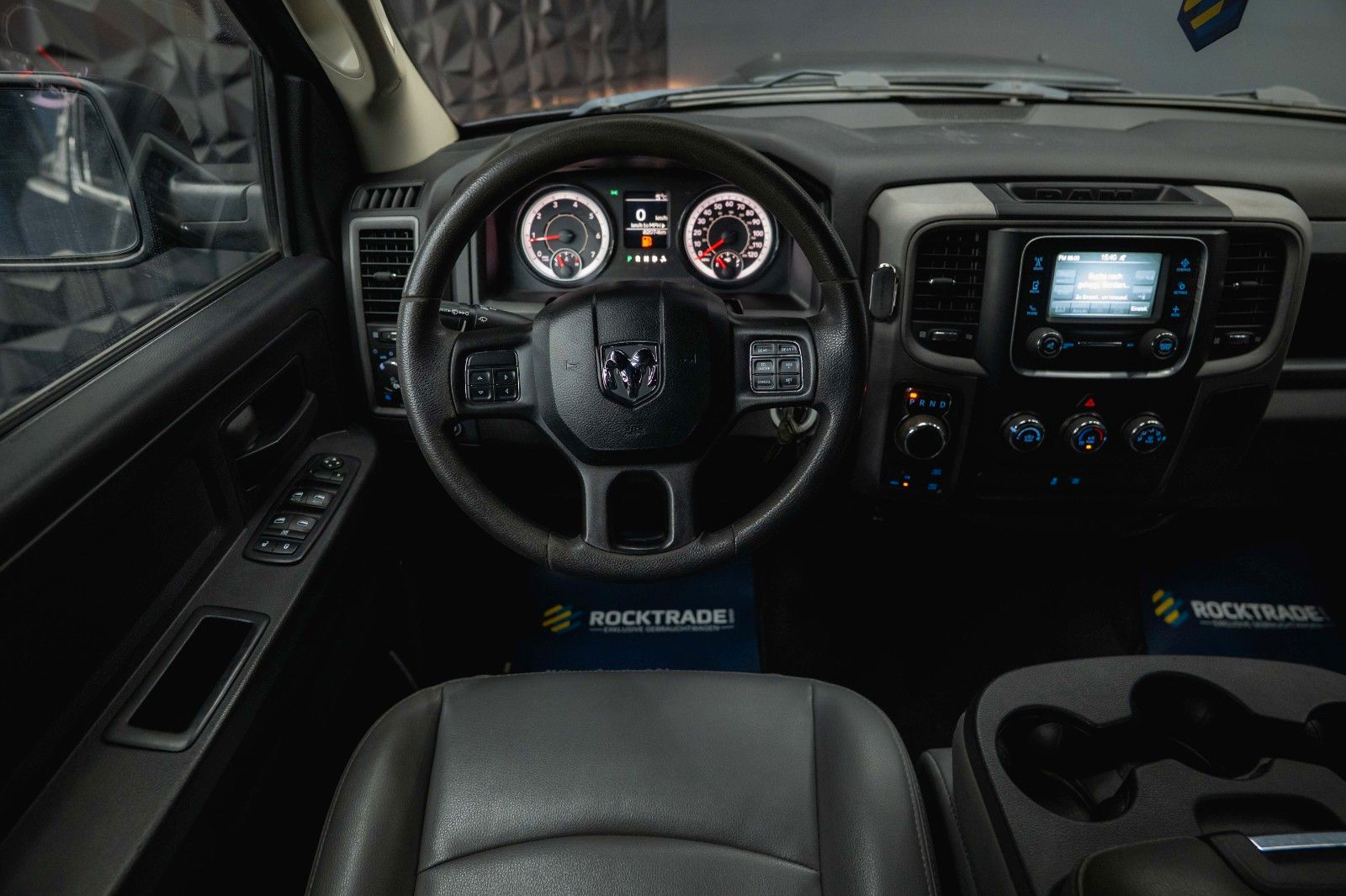 Fahrzeugabbildung Dodge RAM 3.6 V6 4x4 LONGBED Offroad *LPG*6 Sitze*