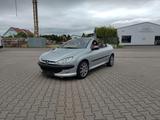 Peugeot 206 CC Cabrio 2.0 16V - Peugeot 206 in Freiburg