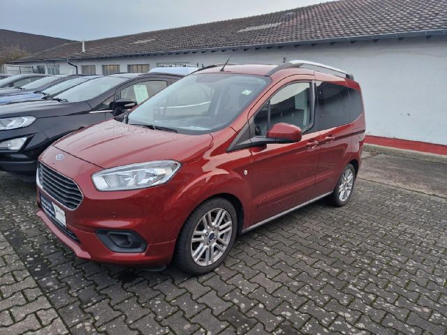 Ford Tourneo Courier Titanium