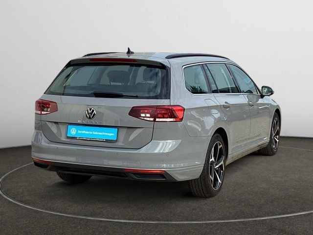 Volkswagen Passat Variant 2.0 TDI DSG Business Navi Pano HU foto 5