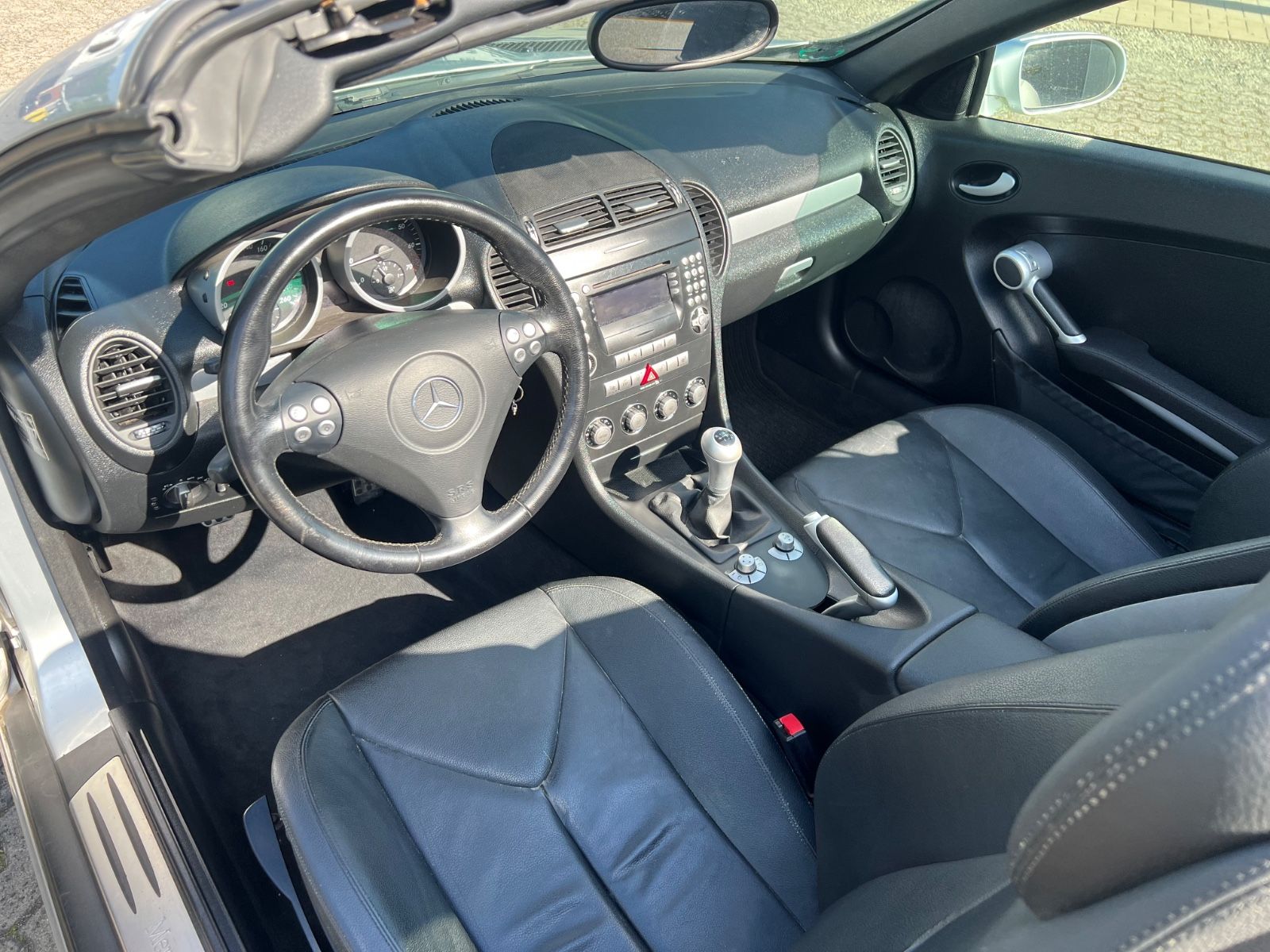 Fahrzeugabbildung Mercedes-Benz SLK 200 SLK Roadster SLK 200 Kompressor