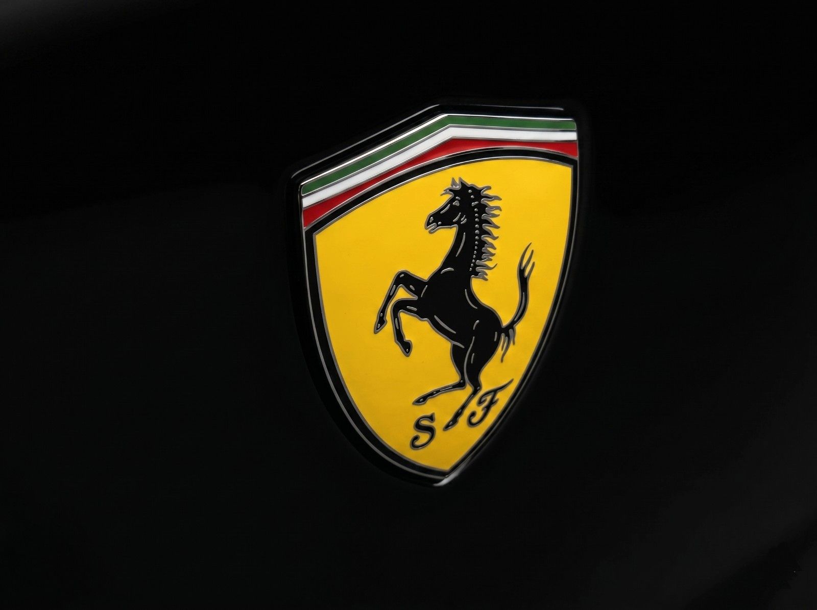 Fahrzeugabbildung Ferrari Purosangue | ATELIER CAR | Carbon | Panoramadach