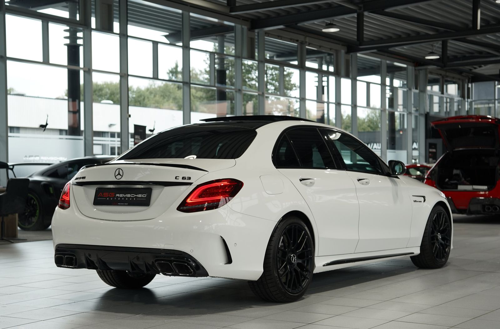 Mercedes Benz C 63 Amg