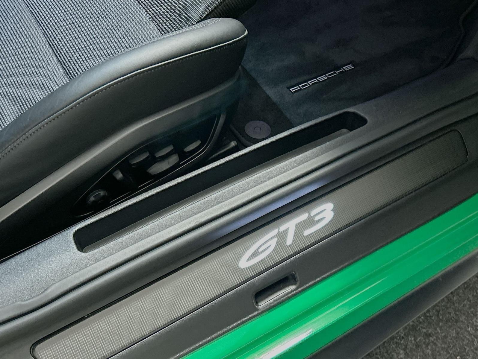 Porsche 992 911 GT3 Touring Ceramic Lift Anschlussg