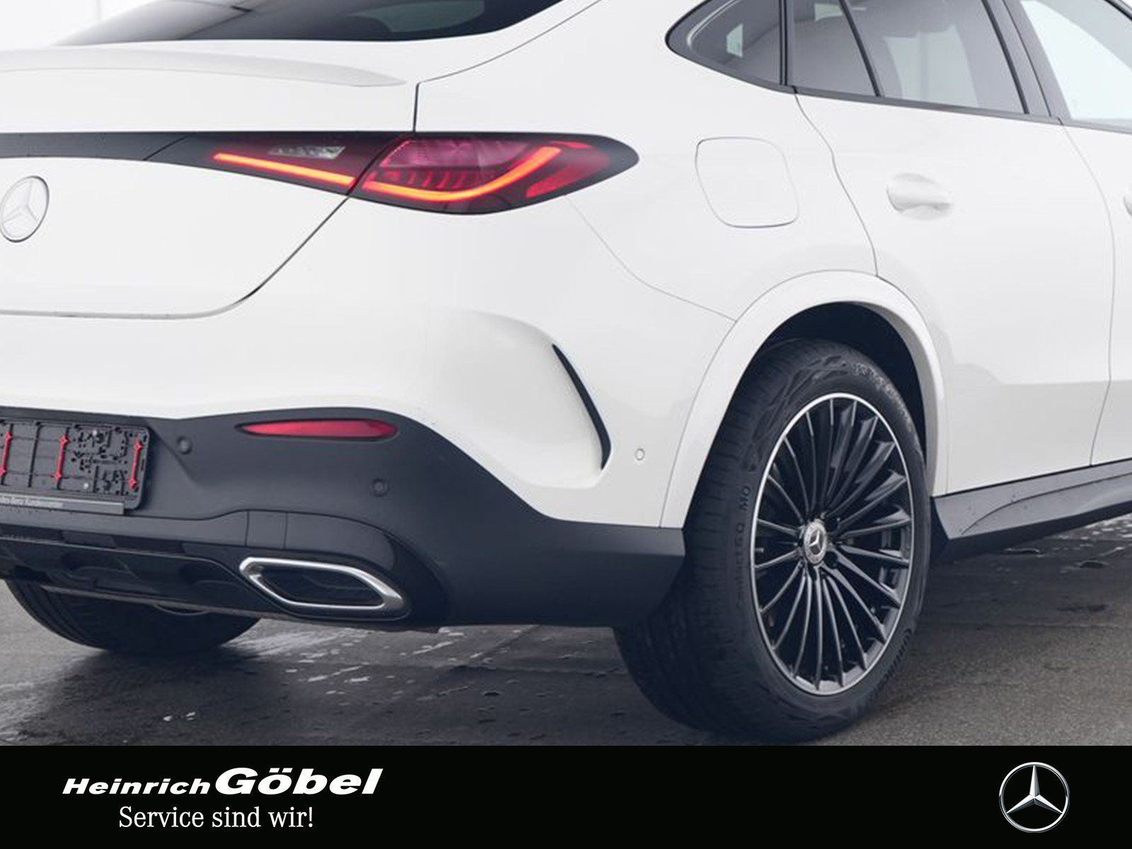 Fahrzeugabbildung Mercedes-Benz GLC 300 4M AMG+PANO+AHK+NIGHT+MEMORY+CARPLAY