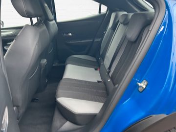 Fotografie 9 des Opel Mokka-e Elegance Kamera LED Sitz-/Lenkradheizung