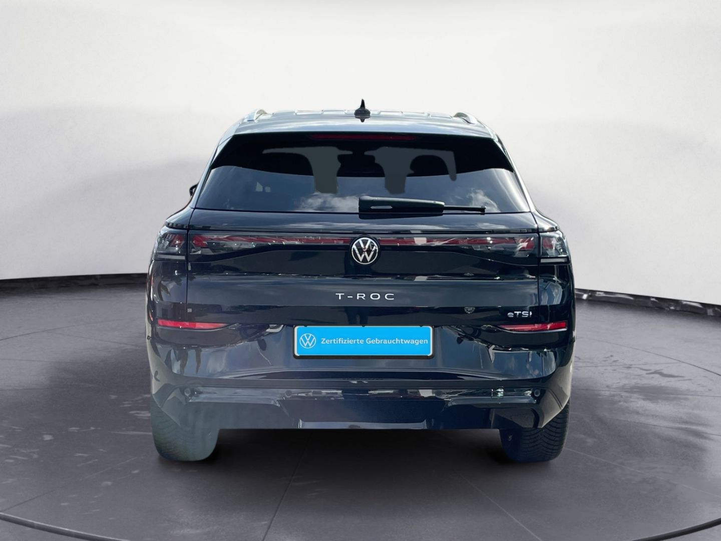 Volkswagen T-Roc R-Line 1.5 eTSI DSG MATRIX NAVI KAMERA KEY foto 5