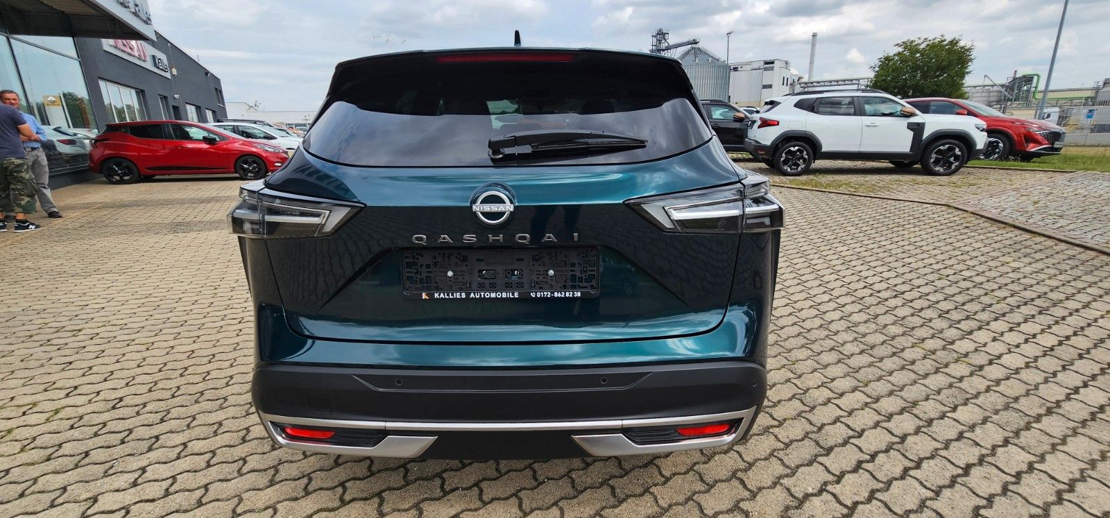 Fahrzeugabbildung Nissan Qashqai 1.3 DIG-T MHEV Xtronic N-Connecta MY2024