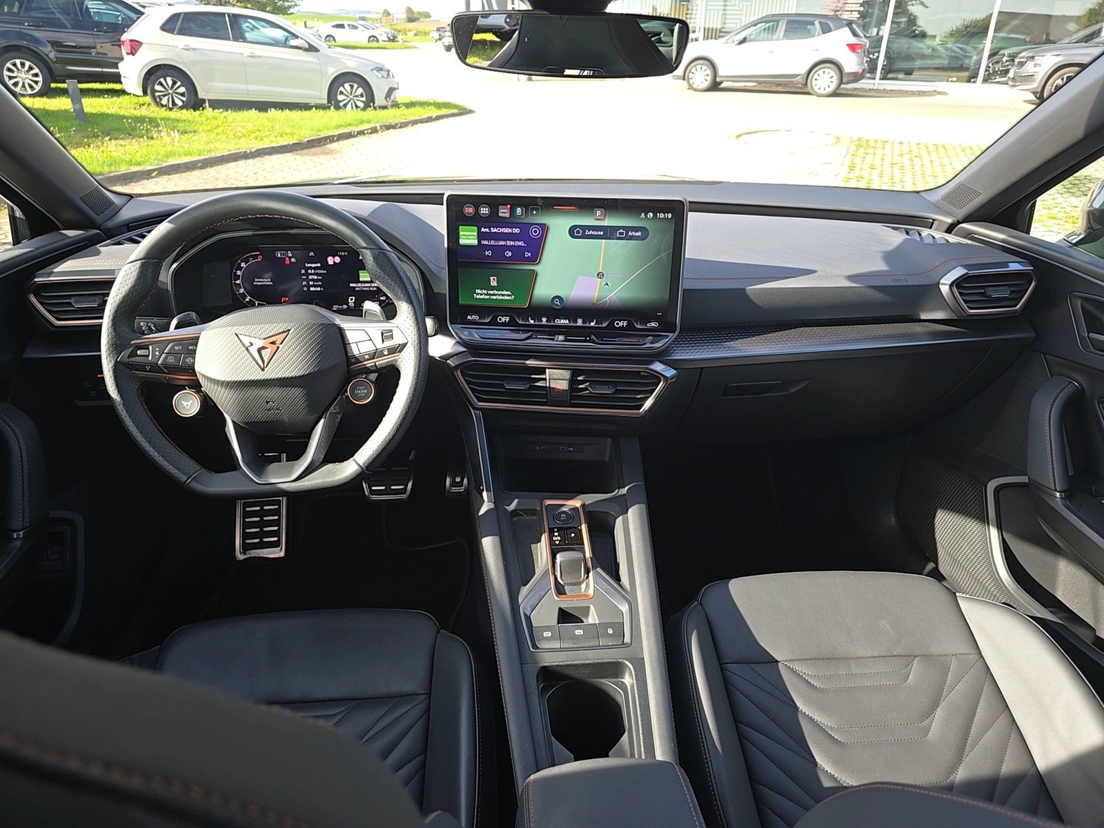 Fahrzeugabbildung CUPRA Leon Sportstourer 1.5 e-Hybrid 200 kW VZ AHZ MAT