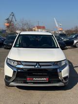 Mitsubishi Outlander Basis 2,0 AHK (66000km) Garantie - gebrauchte Mitsubishi Outlander aus dem Jahr 2016