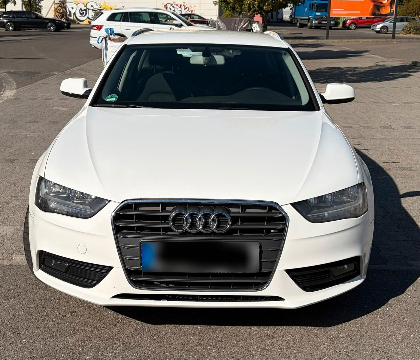 Audi A4 2012 — photo 11