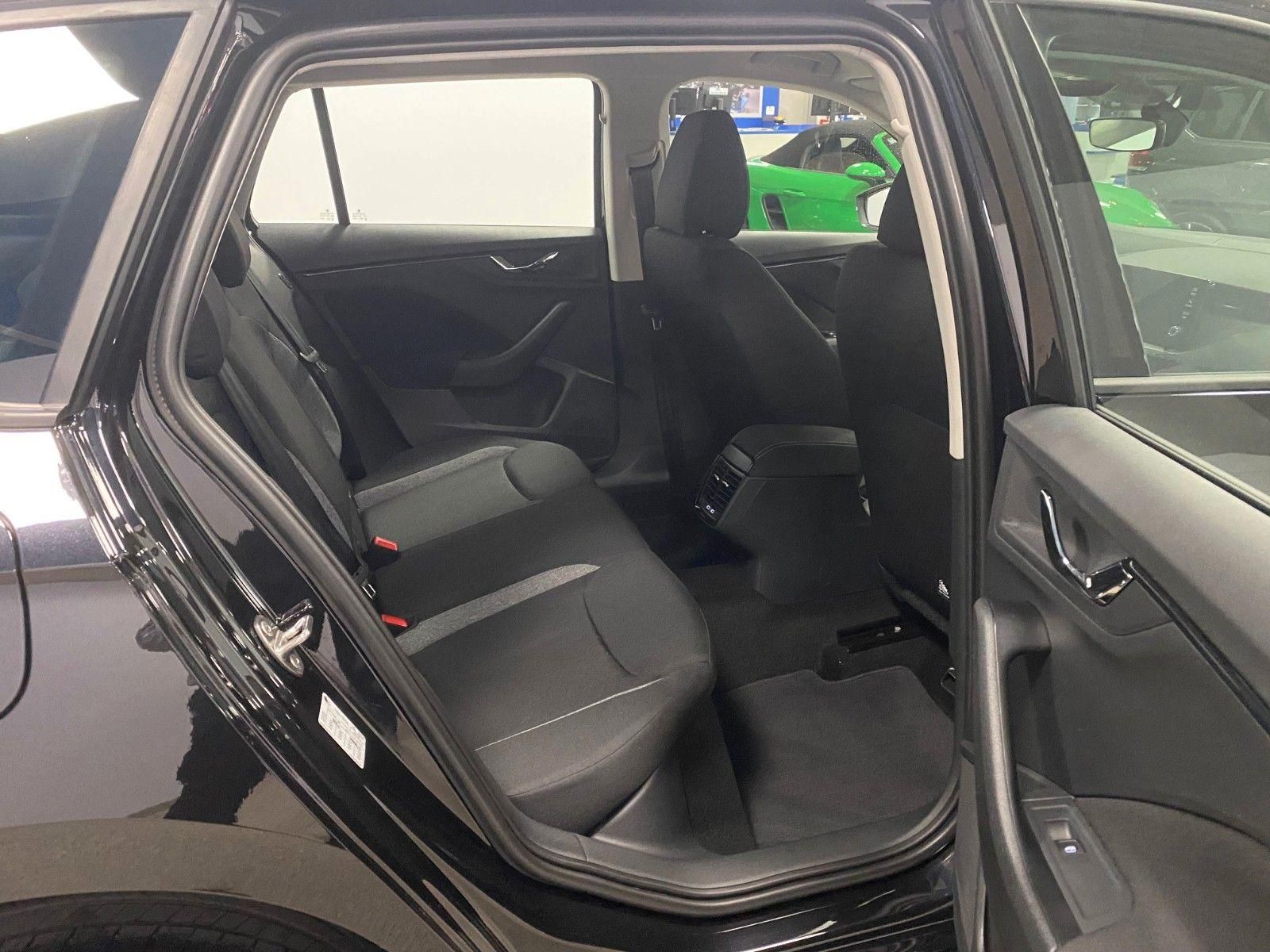 Fahrzeugabbildung SKODA Kamiq 1.0 TSI DSG Essence+GARANTIE 2030+100tKM++