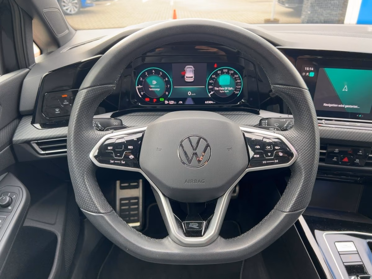 Volkswagen Golf VIII R-Line 1.5 eTSI DSG AHK+LED+APP+RFK+SH, миниатюра 10