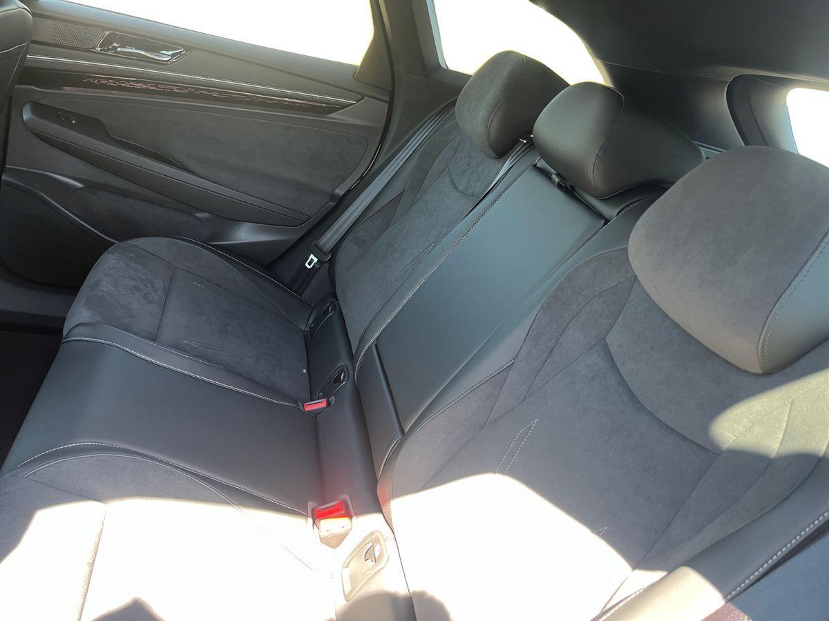 Volkswagen ID.7 Tourer Pro+BLACK+AHK+HuD+MATRIX+AREA+NAVI