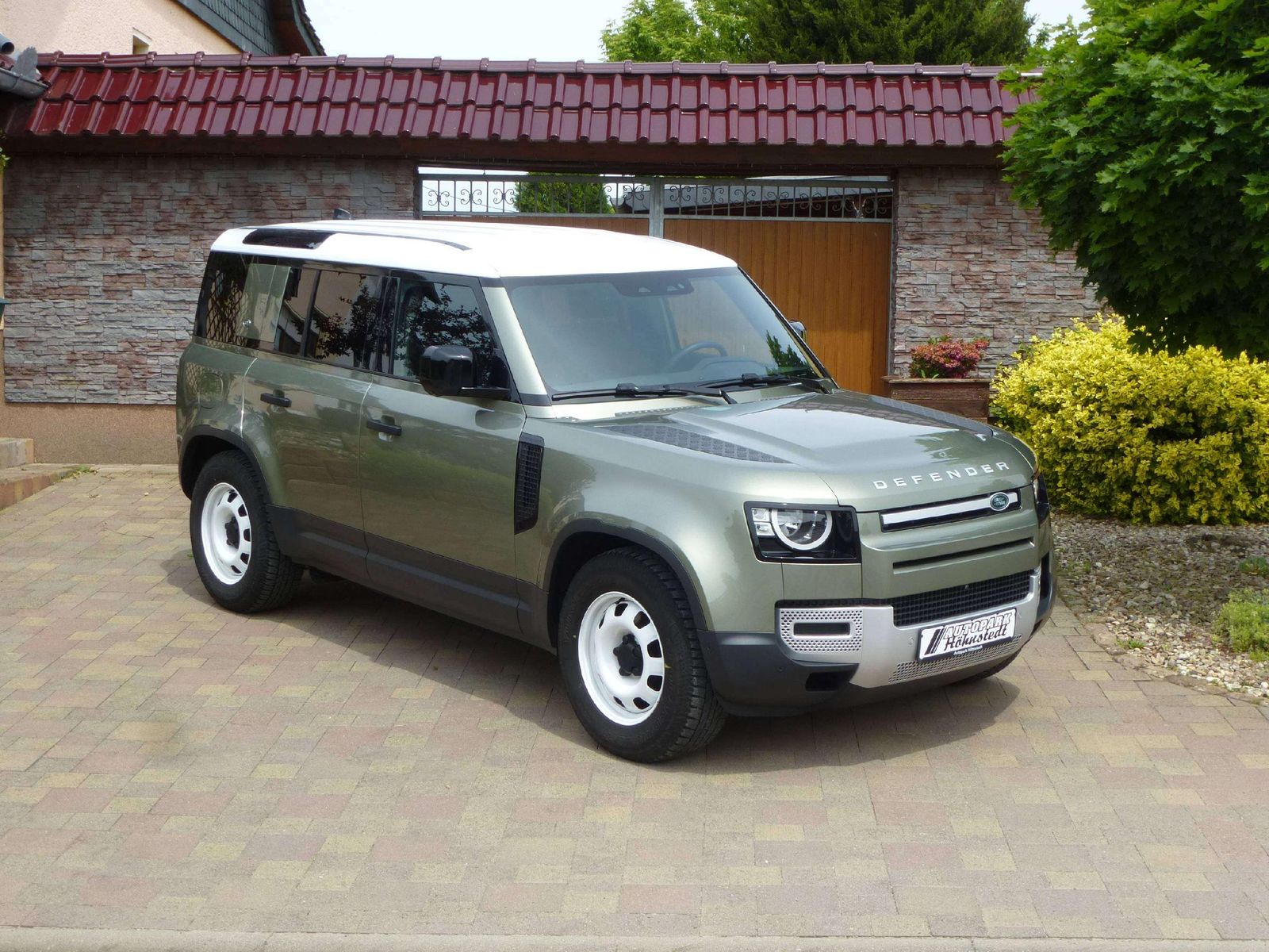 Land Rover Defender 110 Basis foto 3