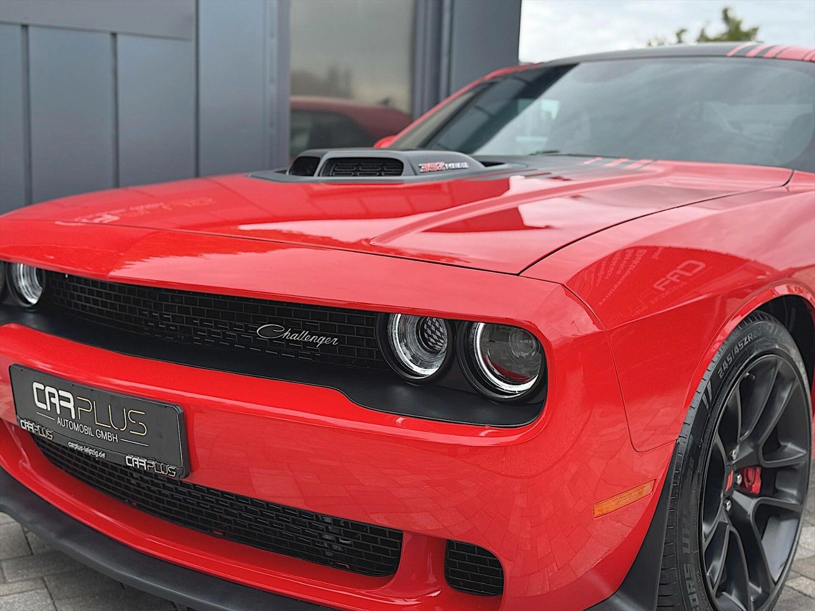 Fahrzeugabbildung Dodge Challenger 6.4 V8 SRT 392 SCAT PACK SHAKER R/T