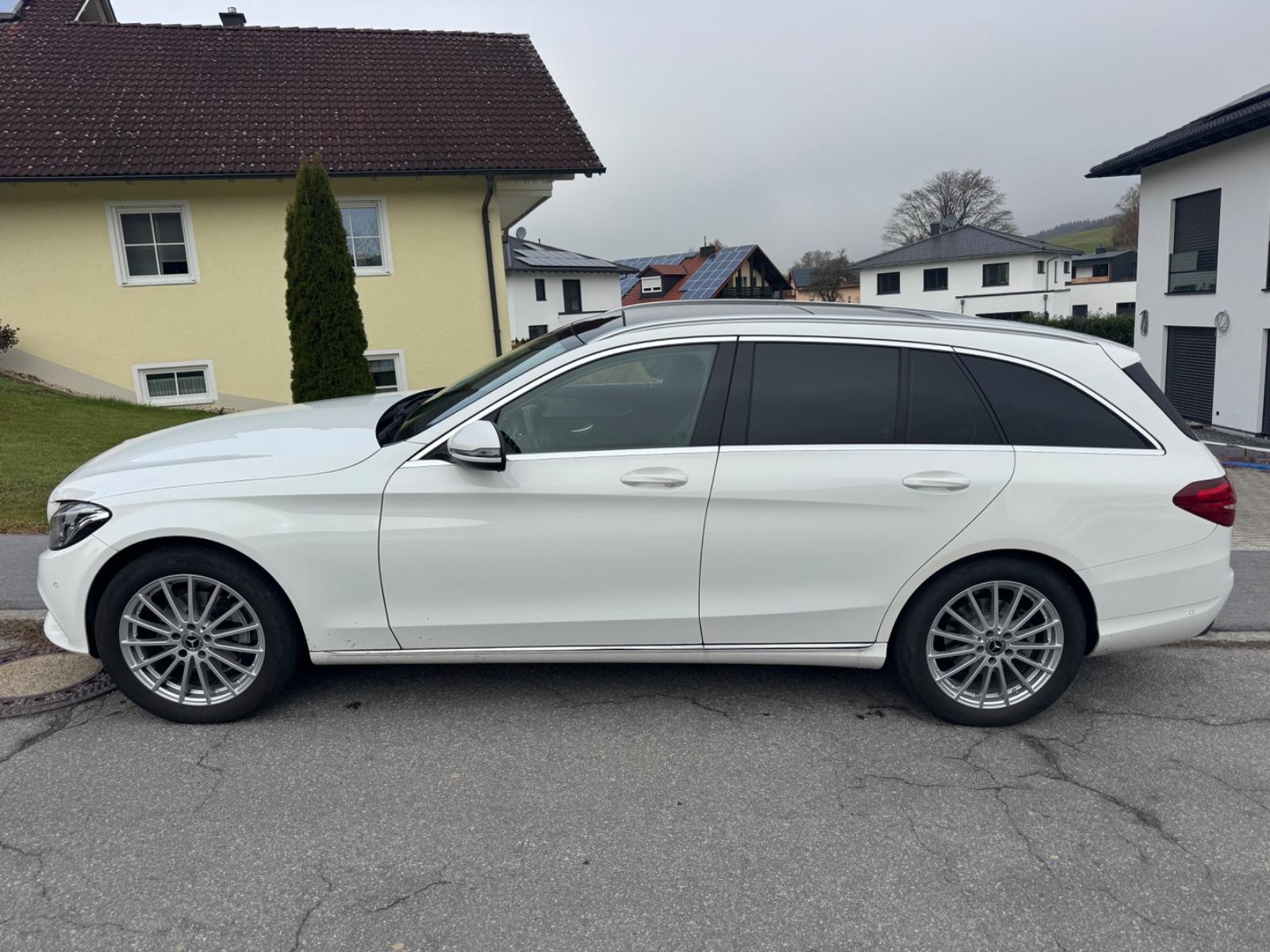 Mercedes-Benz C 200 C T-Modell C 200 T 4Matic