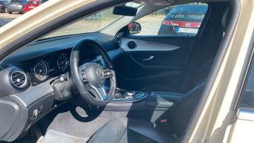 Mercedes E 200 - 10