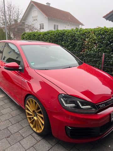 Volkswagen Golf 2.0 TSI DSG GTI GTI